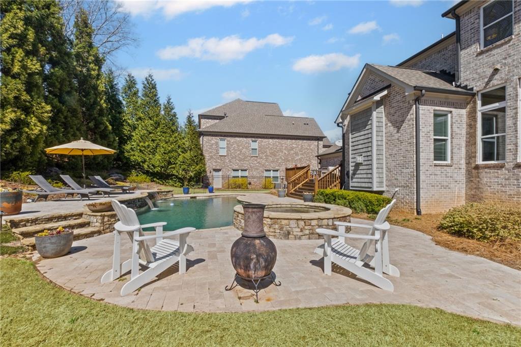 3323 Acorn Falls Drive