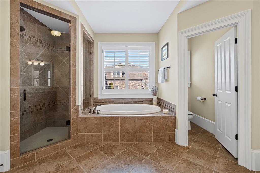 3323 Acorn Falls Drive