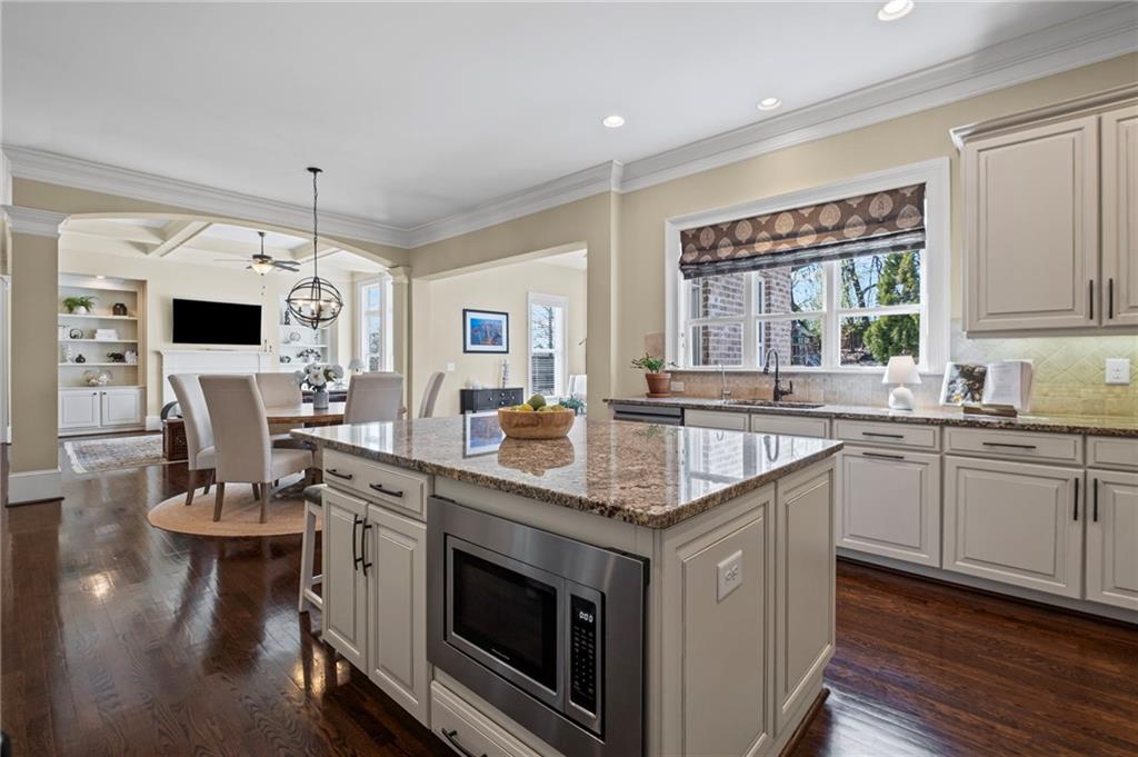 3323 Acorn Falls Drive