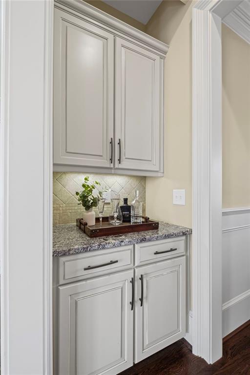 3323 Acorn Falls Drive