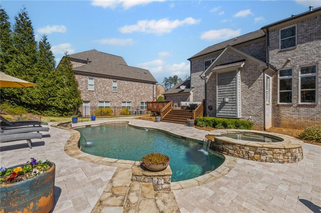 3323 Acorn Falls Drive