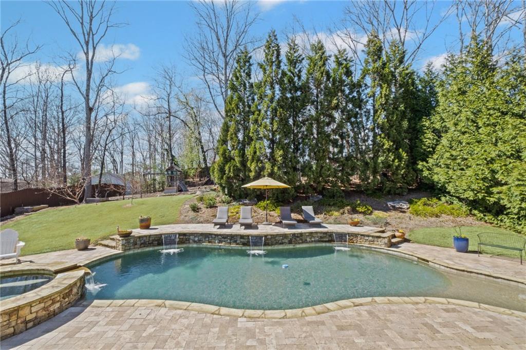 3323 Acorn Falls Drive