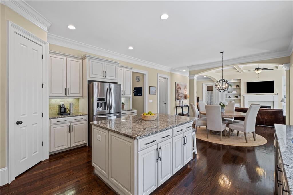 3323 Acorn Falls Drive