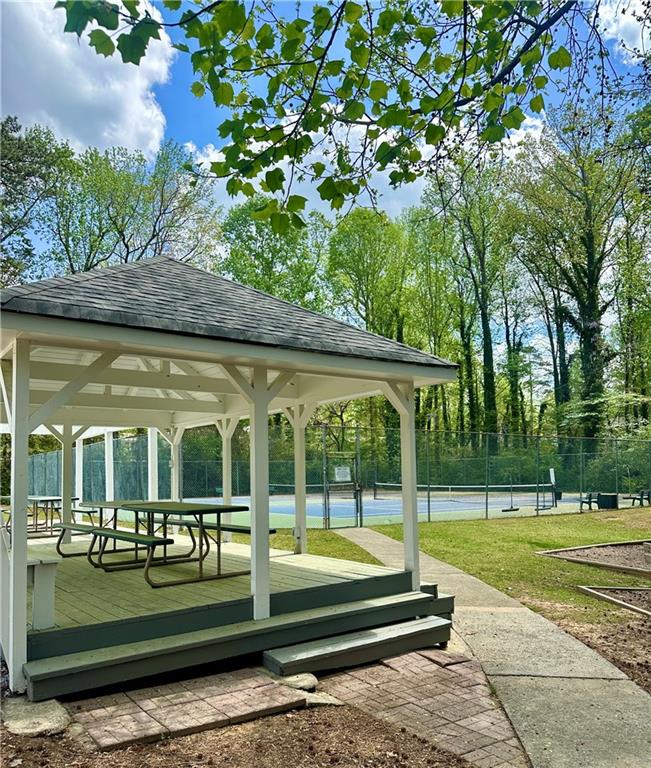 1522 Wood Valley Drive