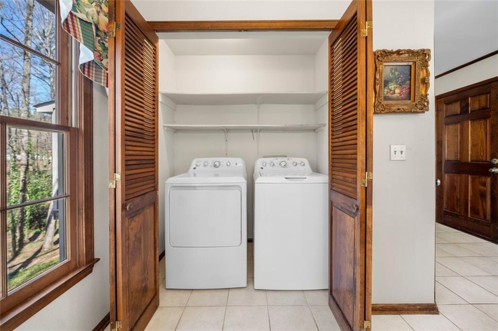 1522 Wood Valley Drive