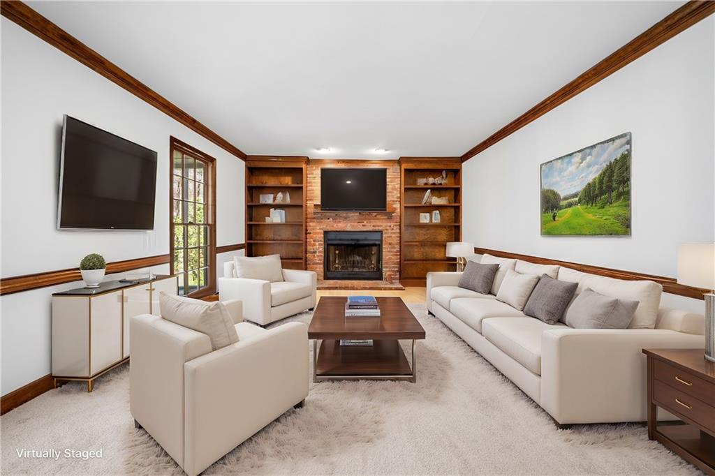 1522 Wood Valley Drive