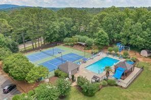 1945 Wenlok Trail NE