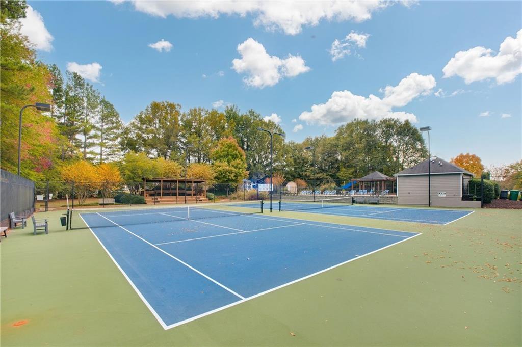 1945 Wenlok Trail NE