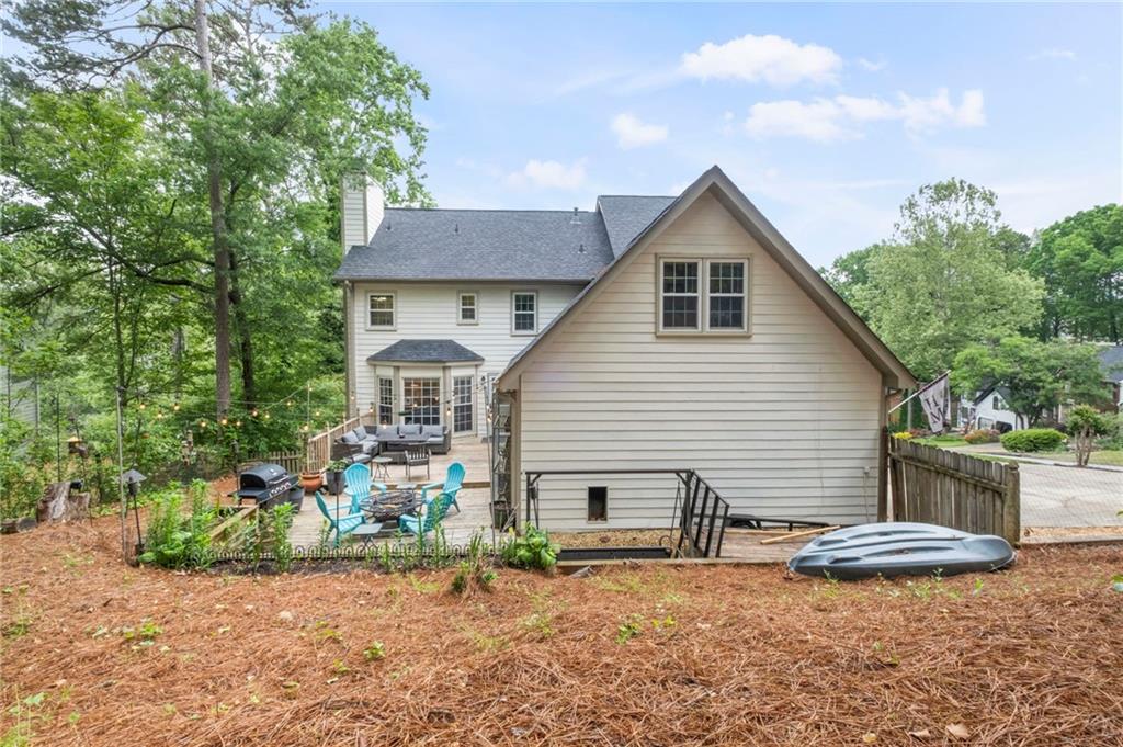 1945 Wenlok Trail NE