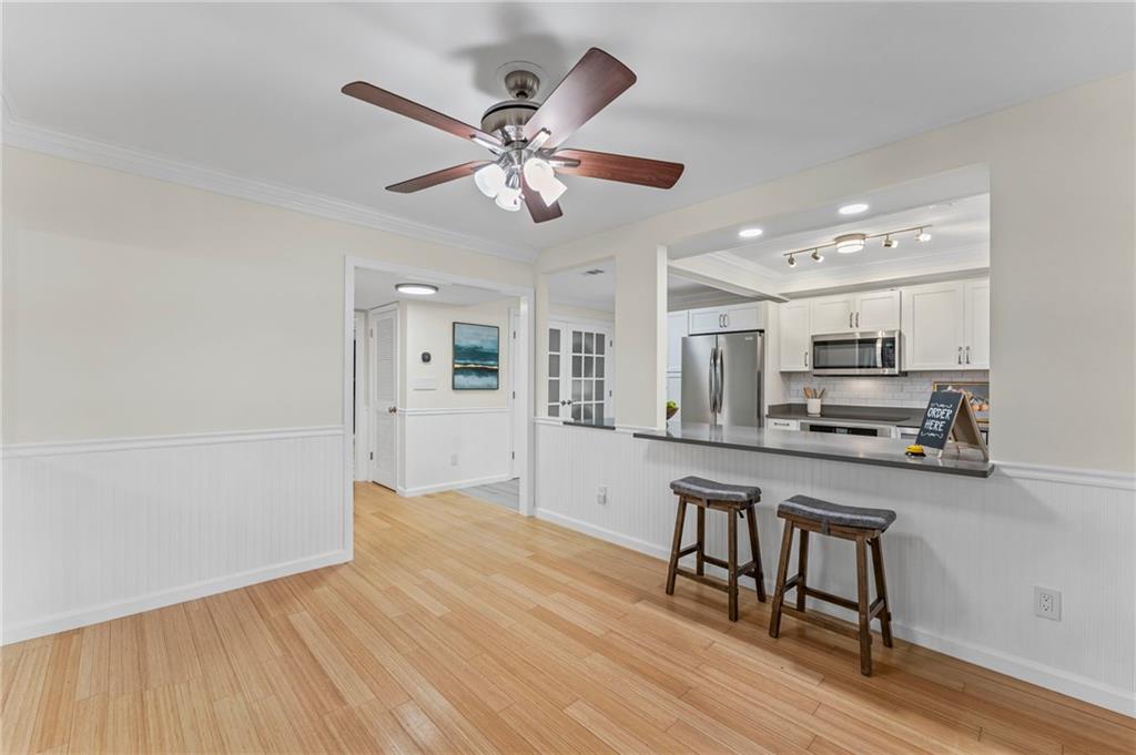 1088 Riverbend Club Drive SE