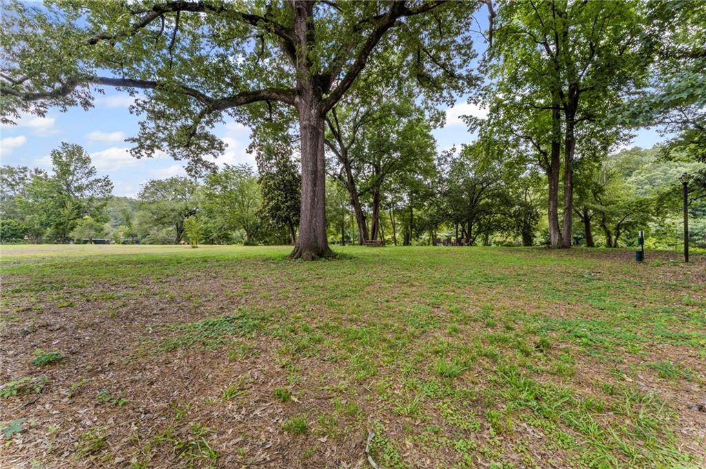 1088 Riverbend Club Drive SE