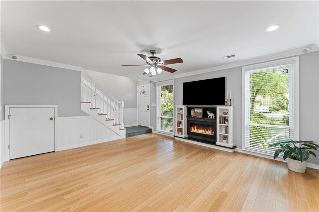 1088 Riverbend Club Drive SE