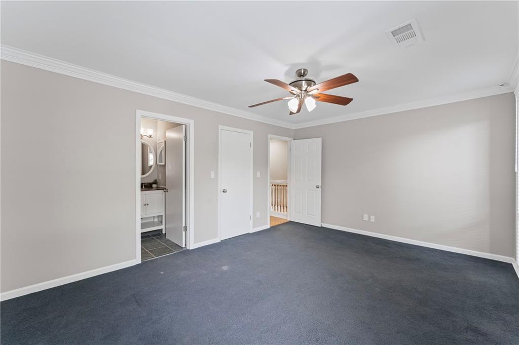 1088 Riverbend Club Drive SE