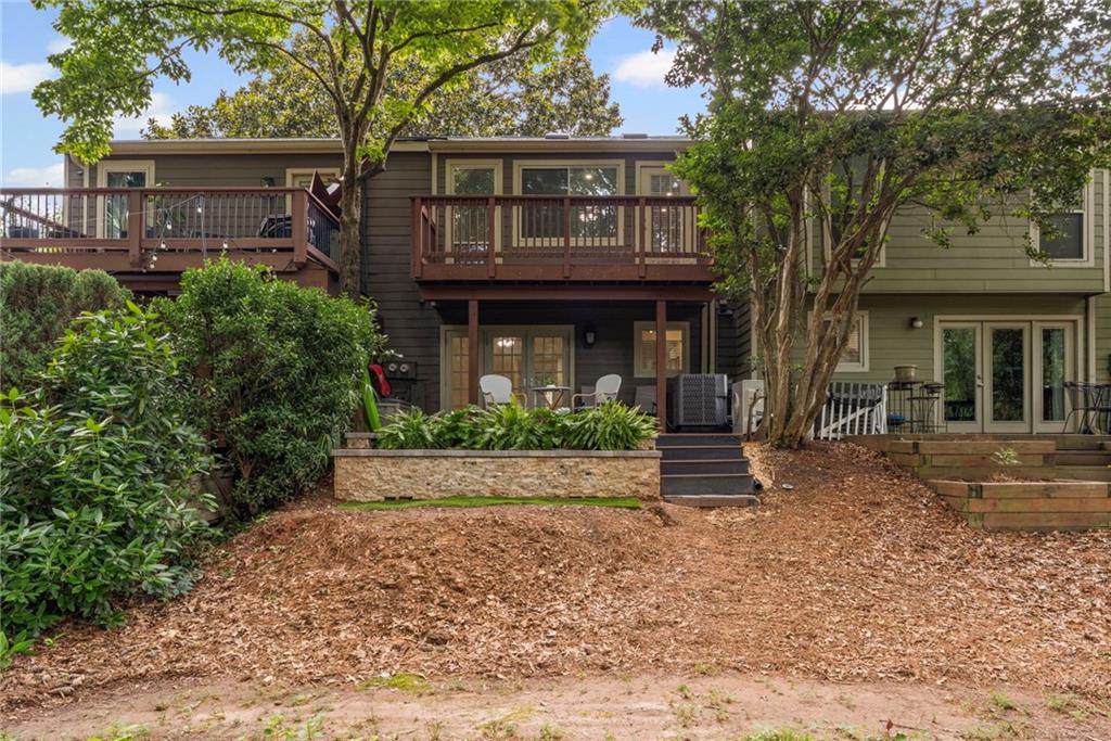 1088 Riverbend Club Drive SE