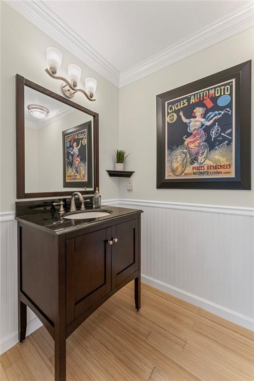 1088 Riverbend Club Drive SE