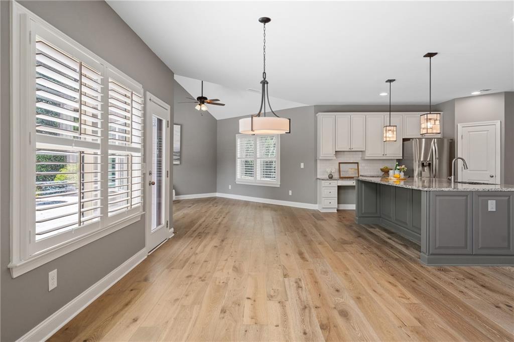 134 Lakestone Parkway