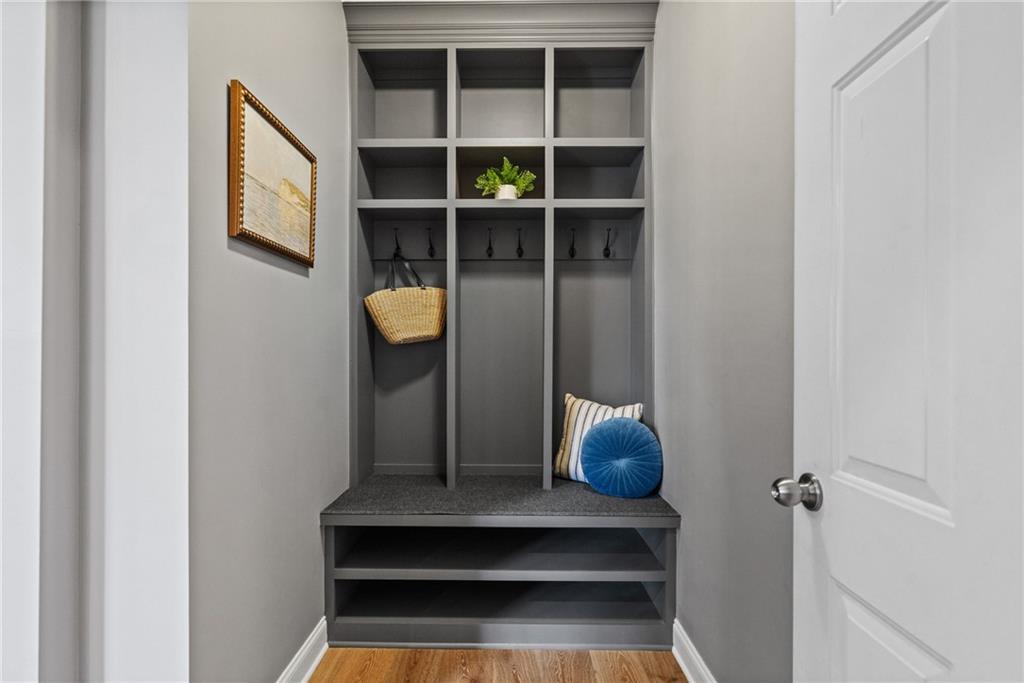 134 Lakestone Parkway