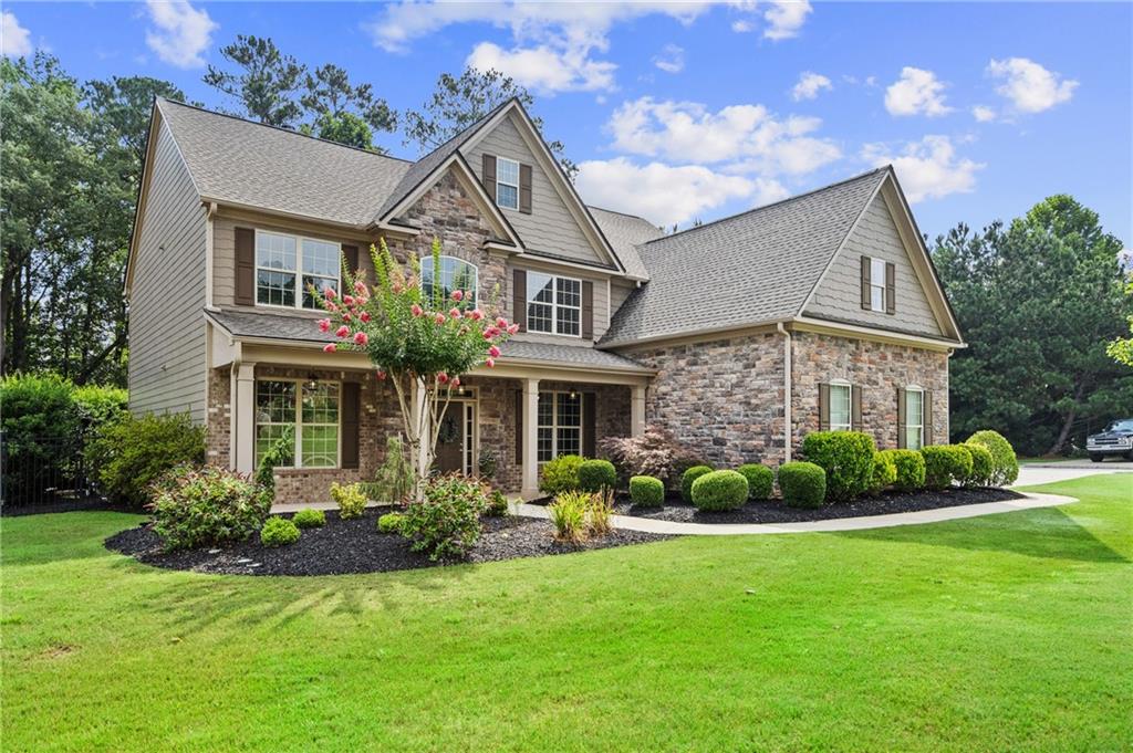 134 Lakestone Parkway