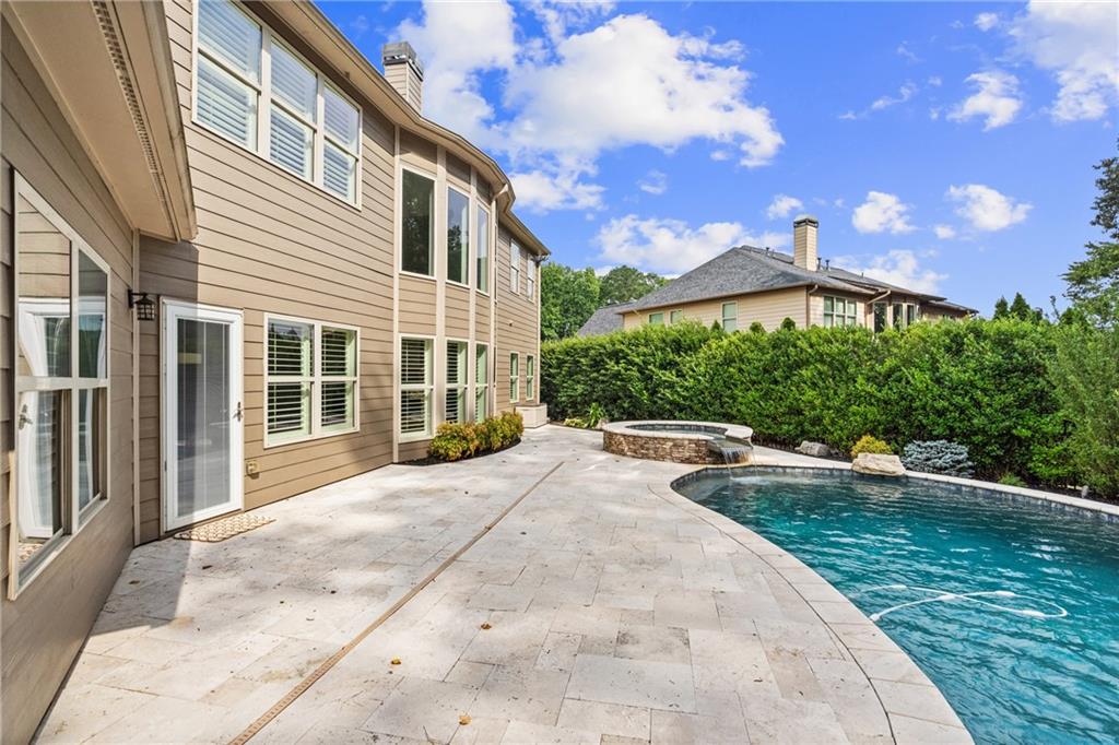 134 Lakestone Parkway