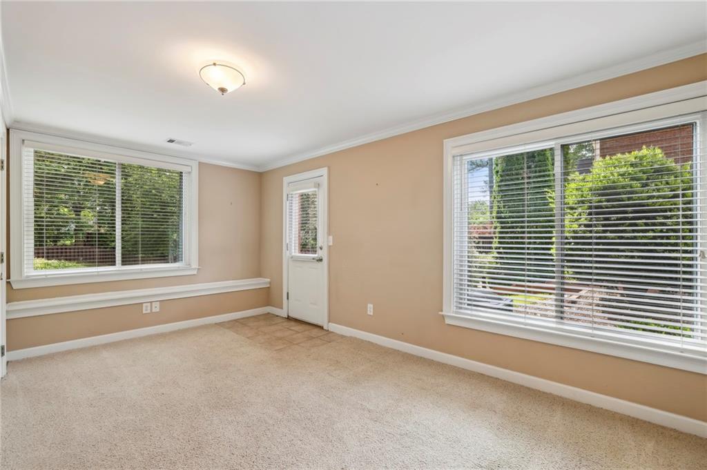 470 W Magnolia Circle