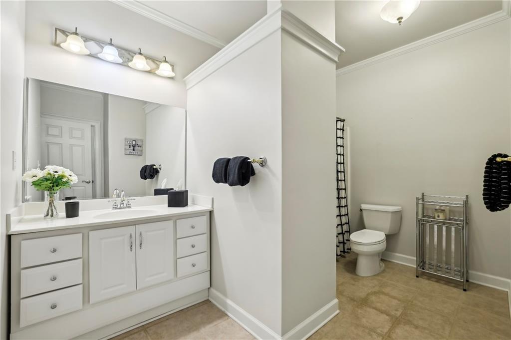 470 W Magnolia Circle