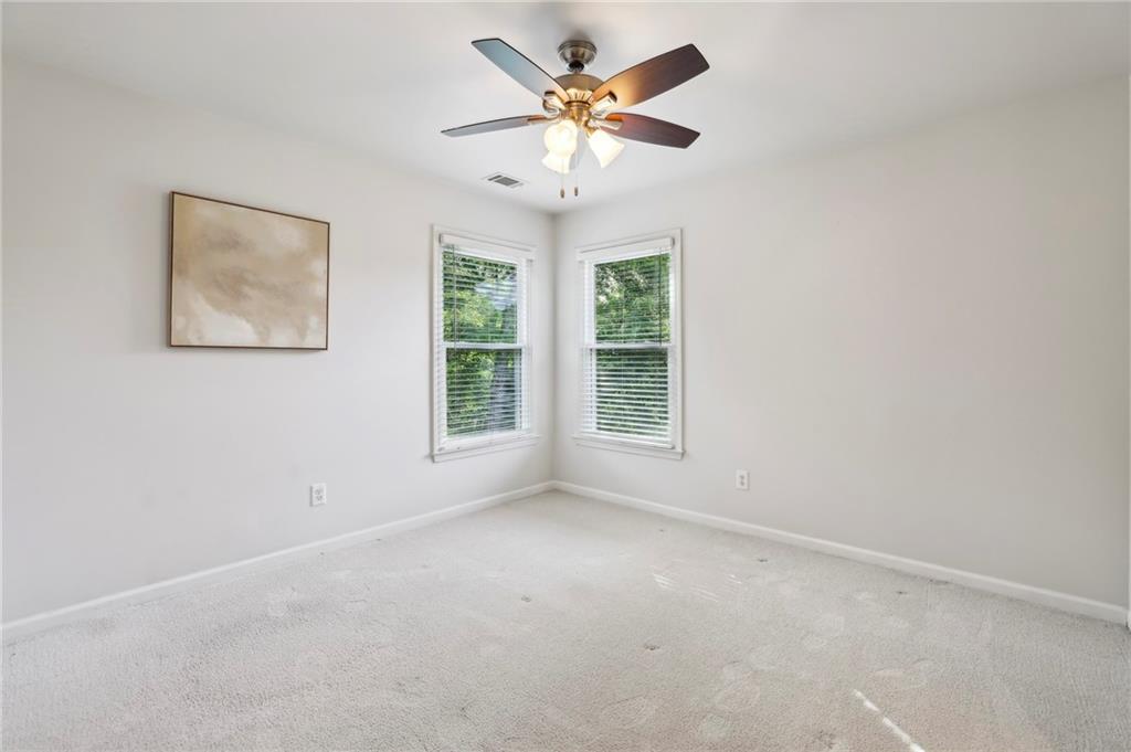 470 W Magnolia Circle