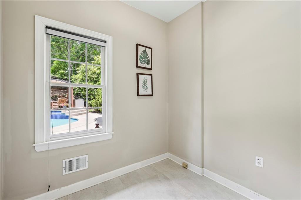 5605 Preserve Circle