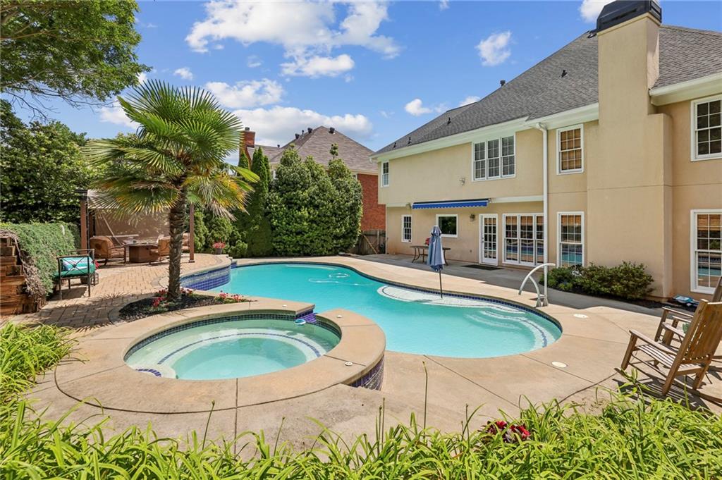 5605 Preserve Circle