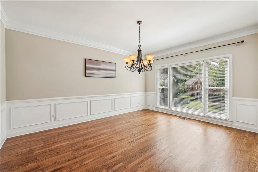 5605 Preserve Circle