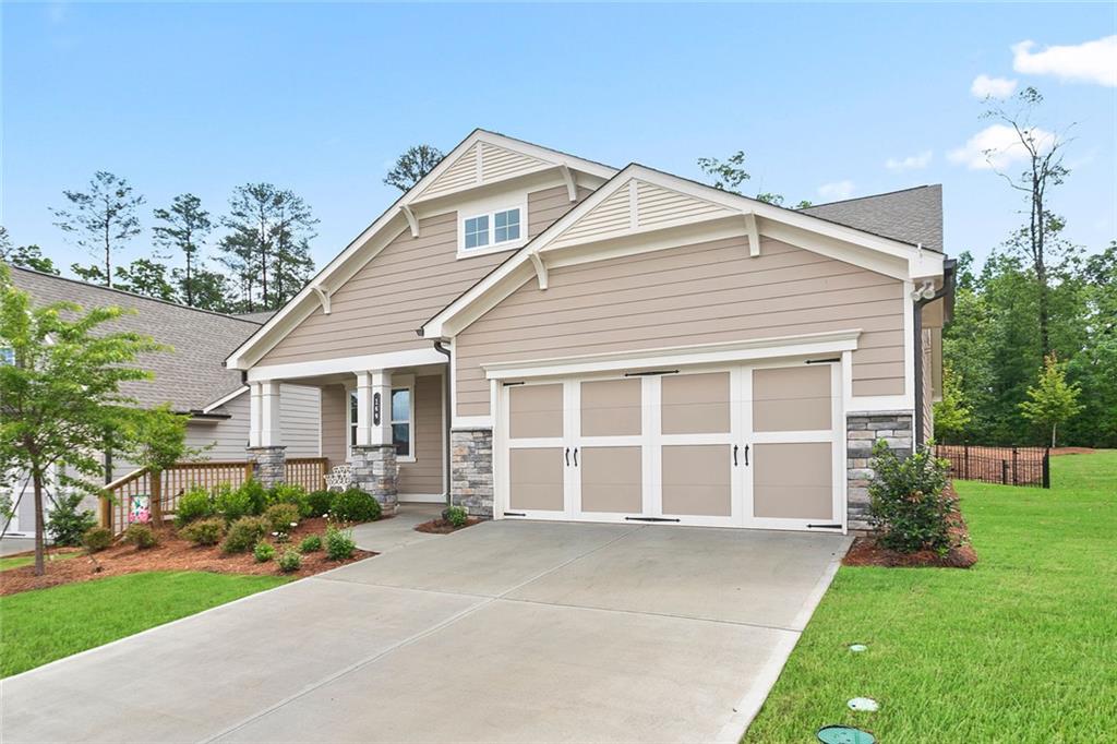 169 Hickory Bluffs Parkway