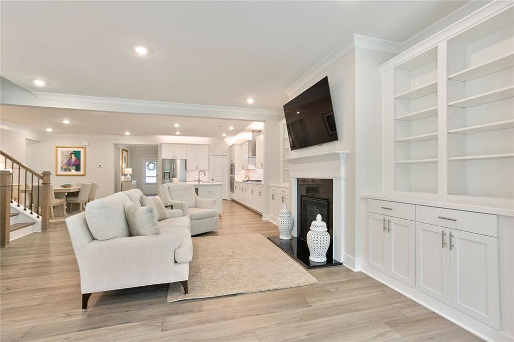 169 Hickory Bluffs Parkway