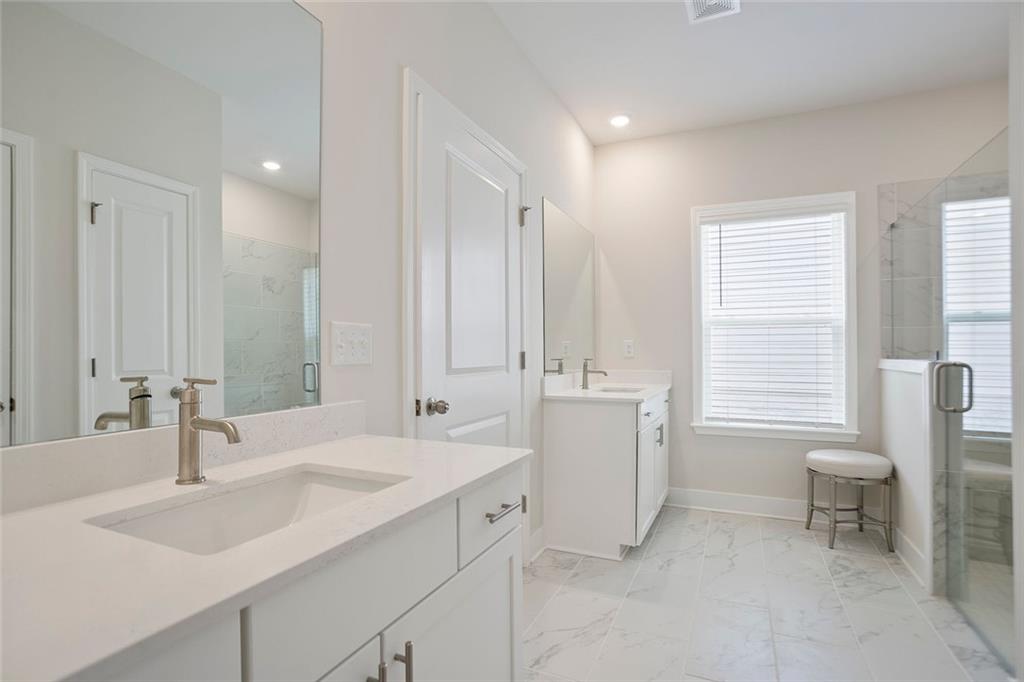 169 Hickory Bluffs Parkway