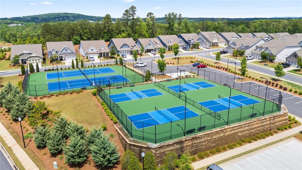 169 Hickory Bluffs Parkway