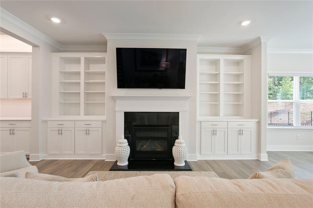 169 Hickory Bluffs Parkway