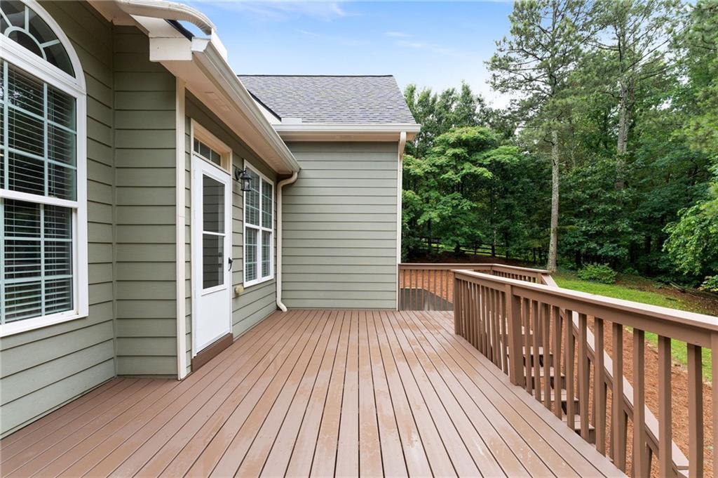 12 Isabella Court NE