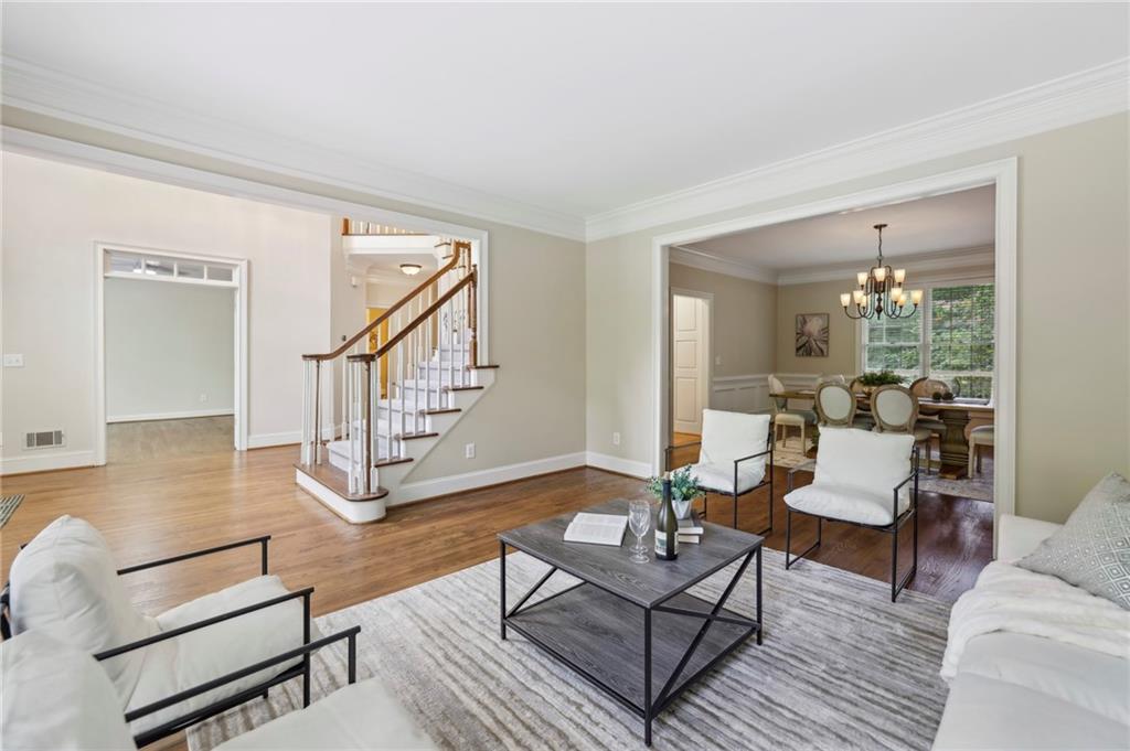 12035 S Magnolia Circle