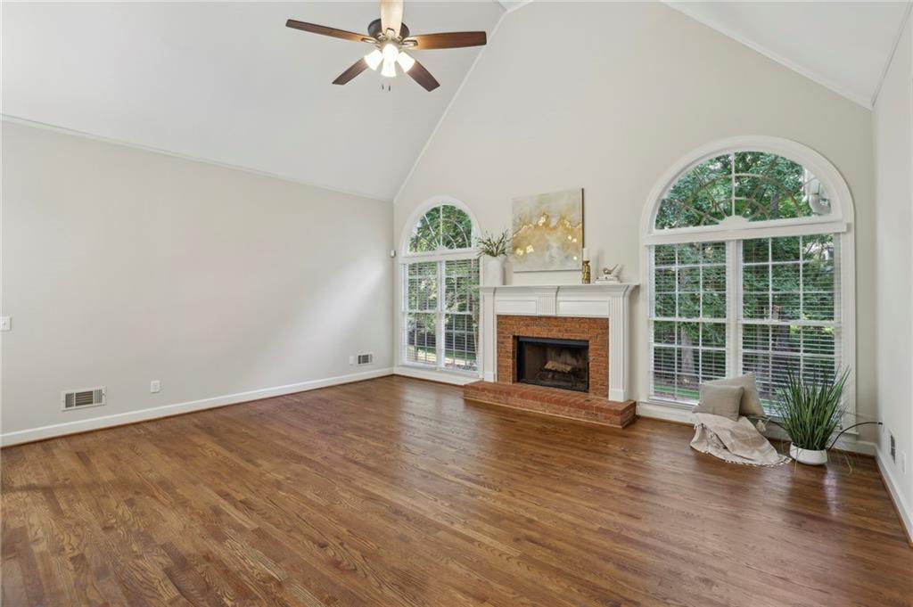 12035 S Magnolia Circle