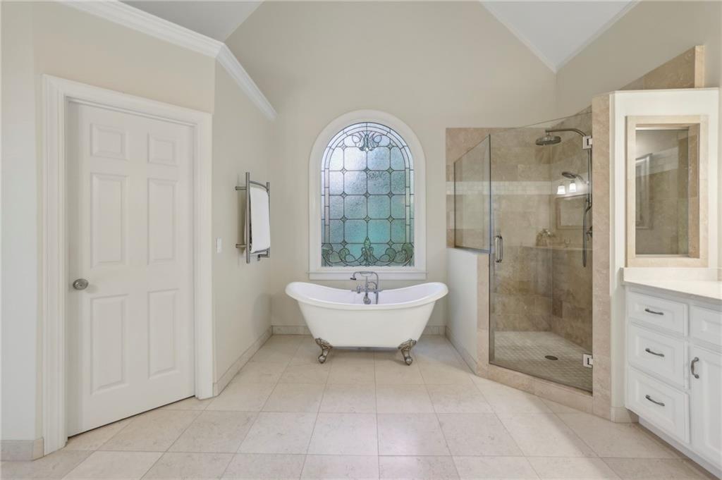 12035 S Magnolia Circle