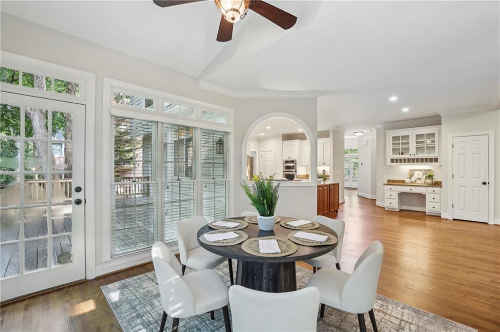 12035 S Magnolia Circle