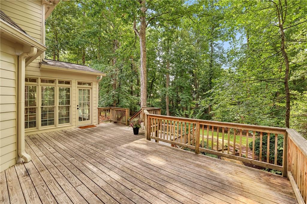 12035 S Magnolia Circle