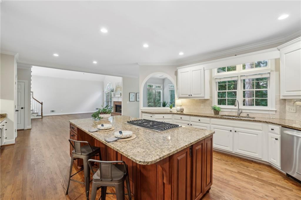 12035 S Magnolia Circle