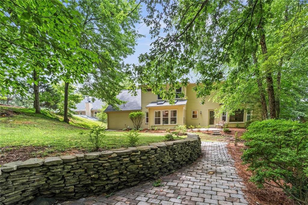 1863 Wicks Valley Drive NE