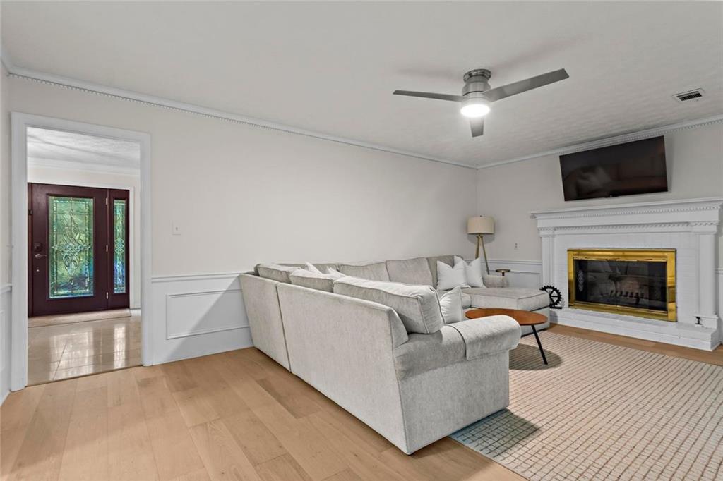 1863 Wicks Valley Drive NE