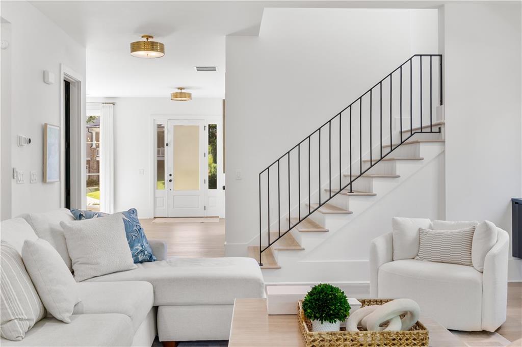 2297 Nesbitt Drive NE