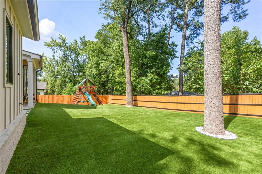 2297 Nesbitt Drive NE