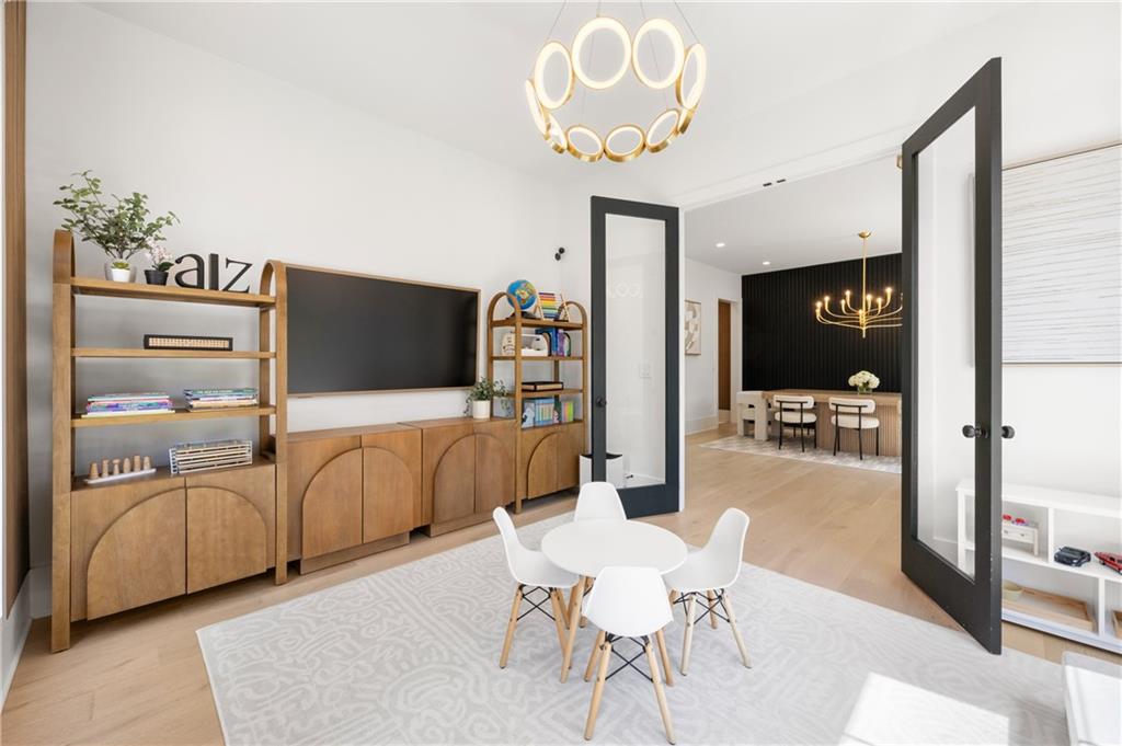 2297 Nesbitt Drive NE