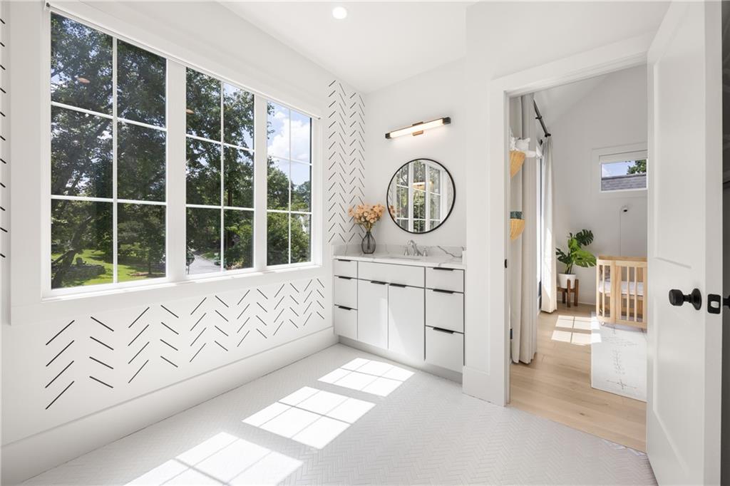 2297 Nesbitt Drive NE