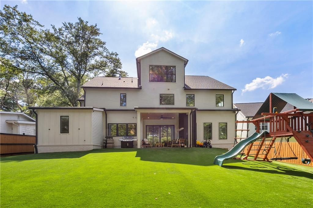 2297 Nesbitt Drive NE