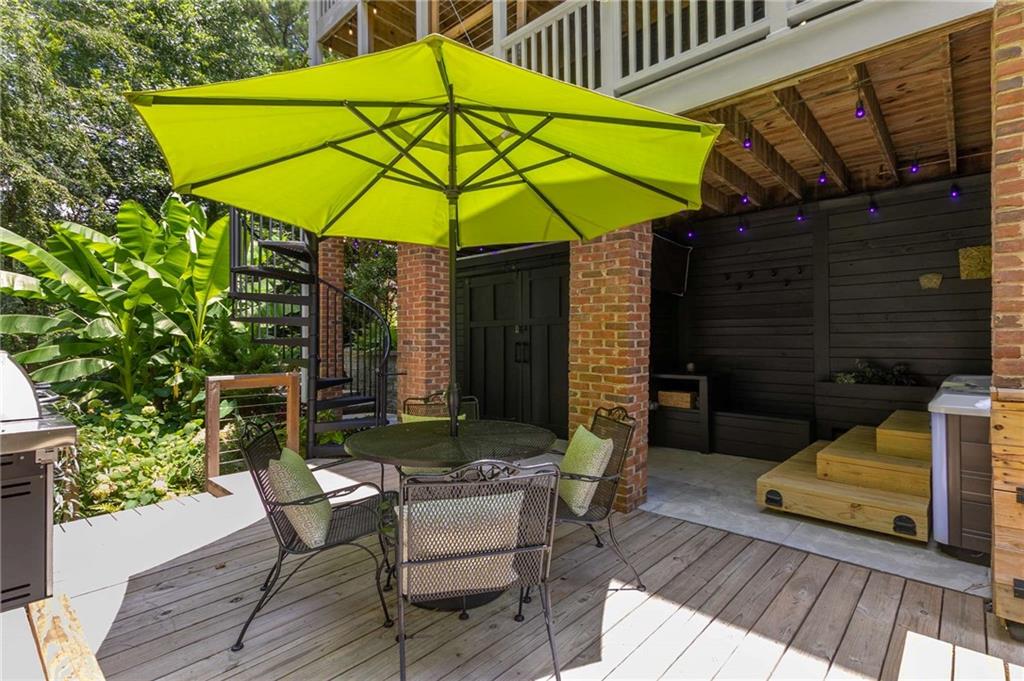 1451 Sheridan Walk NE