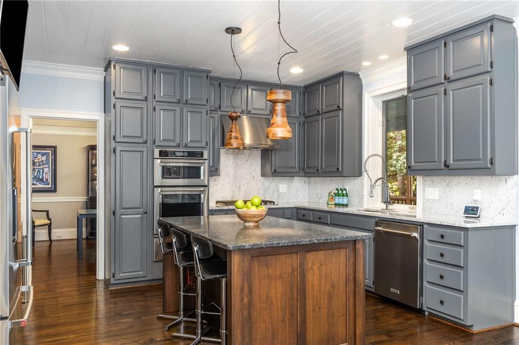 1451 Sheridan Walk NE